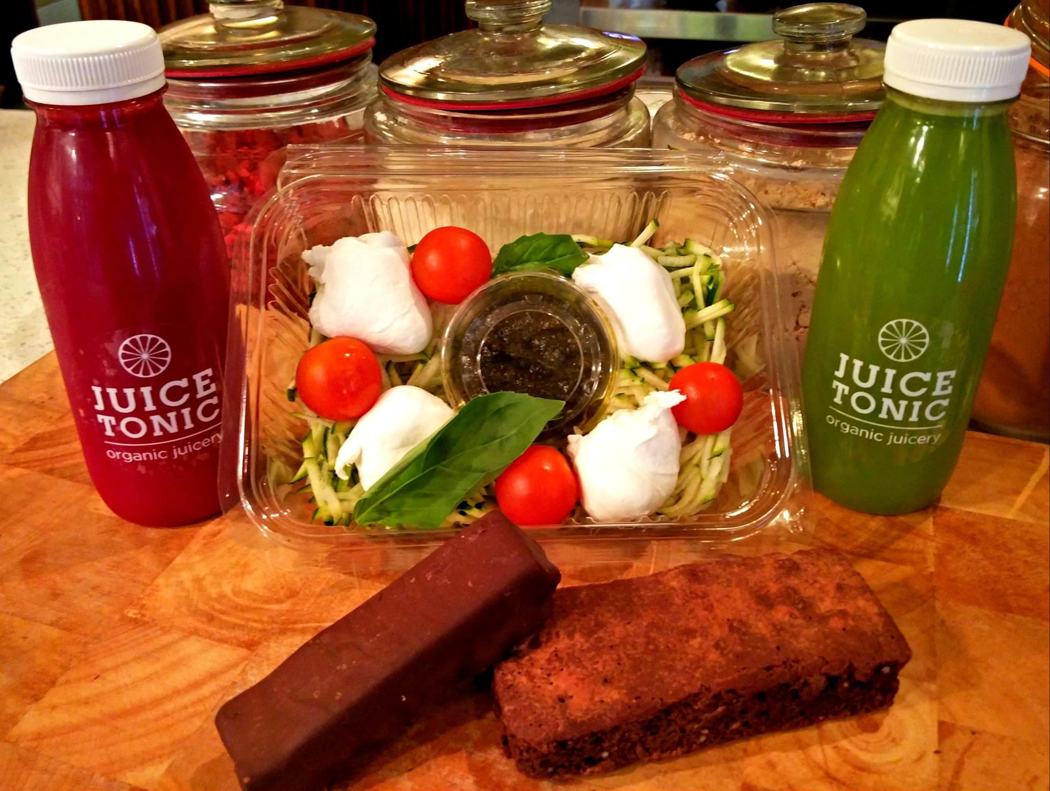 Juice Tonic Takeaway Bottles and Tub